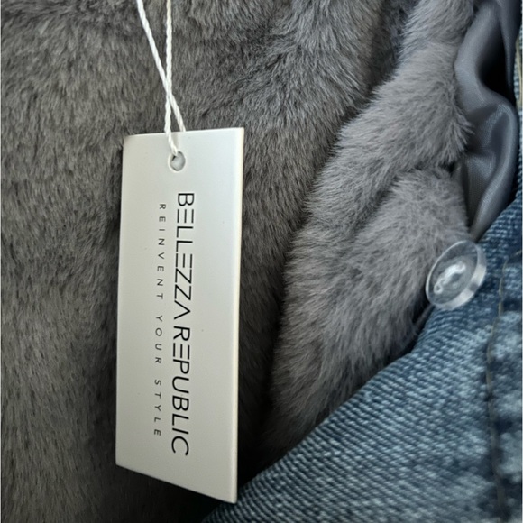 NWT Bellezza Republic Short Denim Jacket, Faux fur, L, with original package - Picture 7 of 15